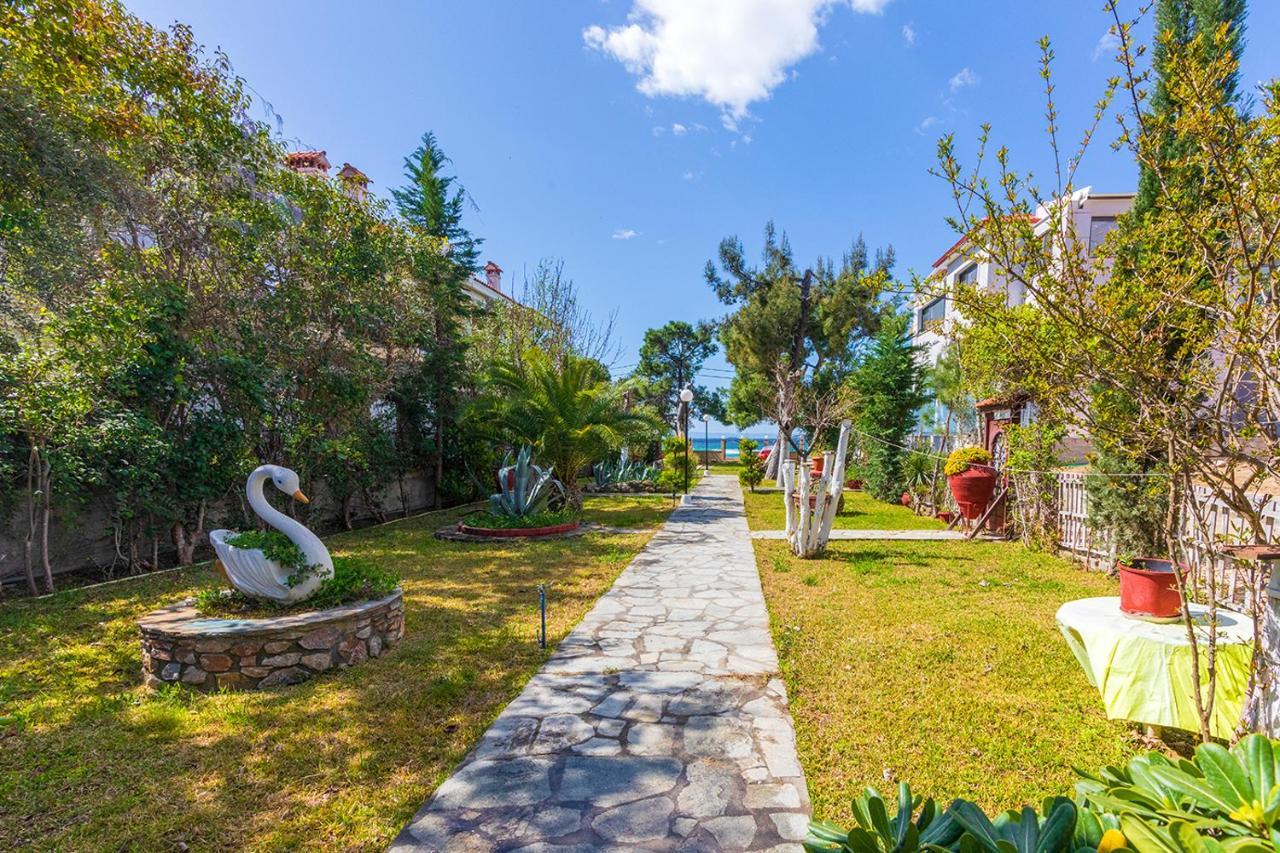 Galazia Akti Seaside Apartments Nikiti  Exteriér fotografie