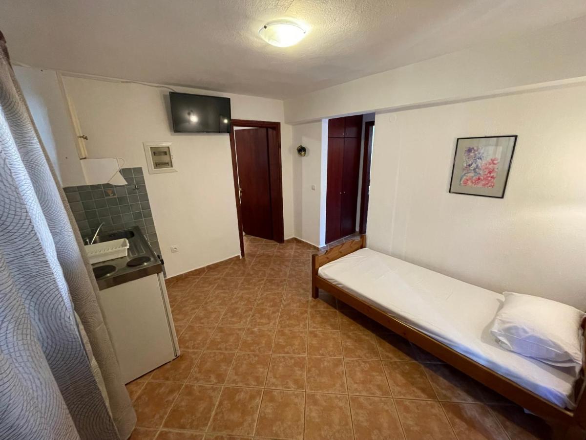 Galazia Akti Seaside Apartments Nikiti  Exteriér fotografie