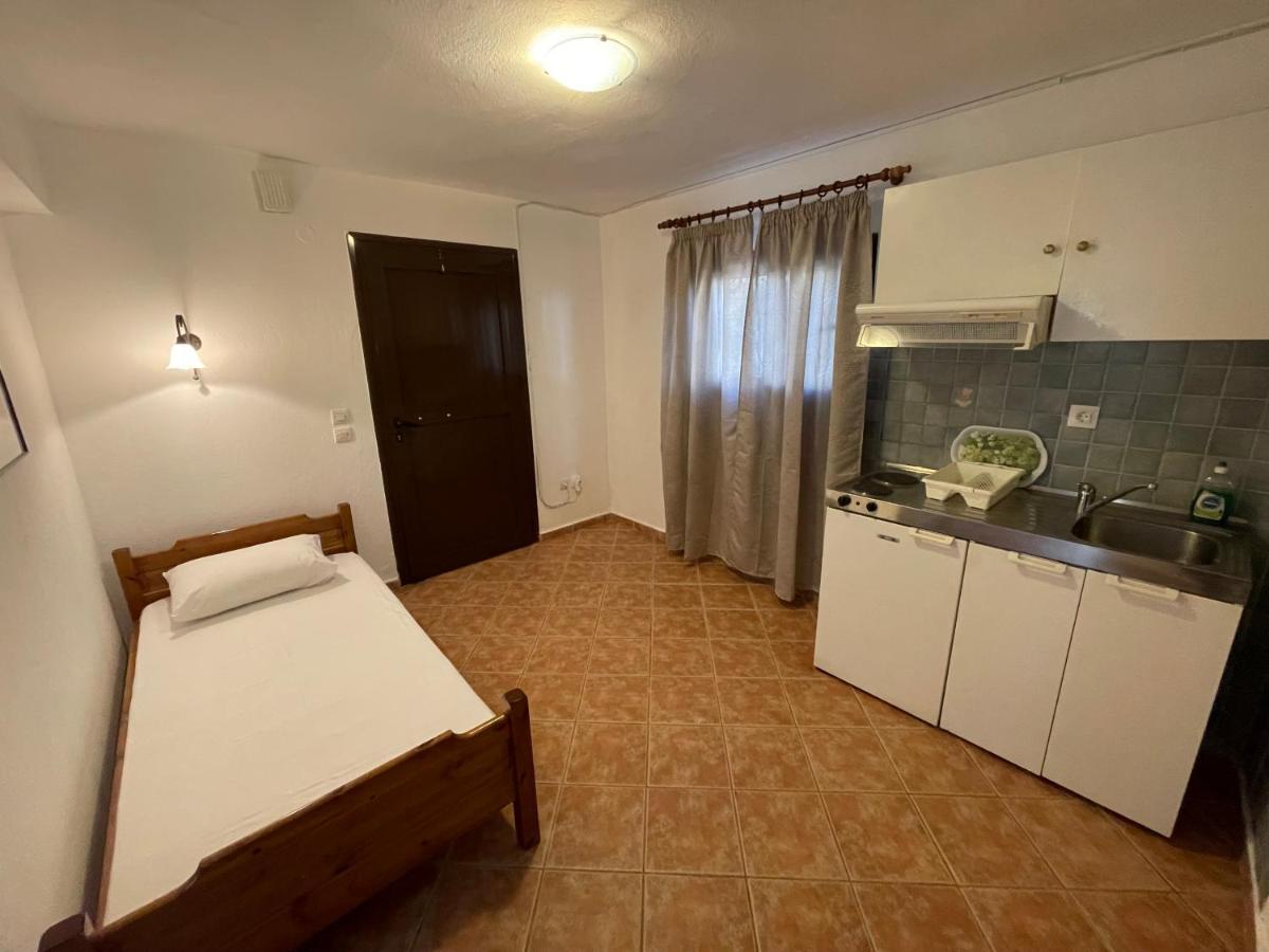 Galazia Akti Seaside Apartments Nikiti  Exteriér fotografie