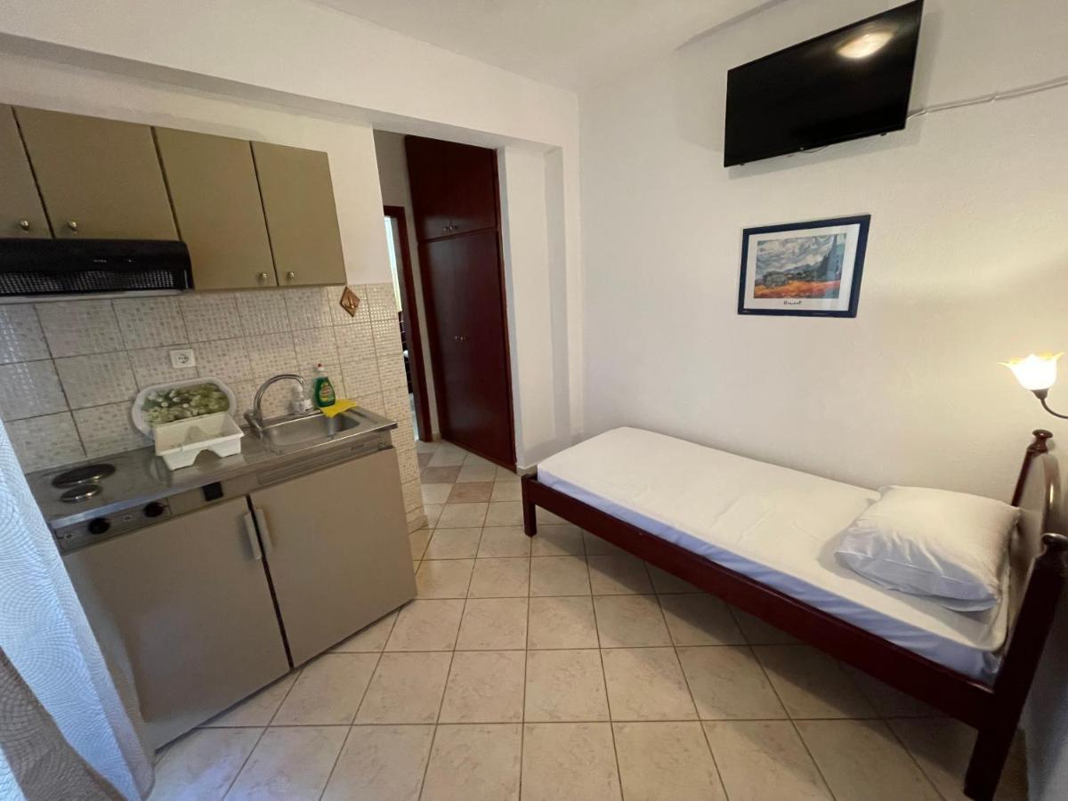 Galazia Akti Seaside Apartments Nikiti  Exteriér fotografie