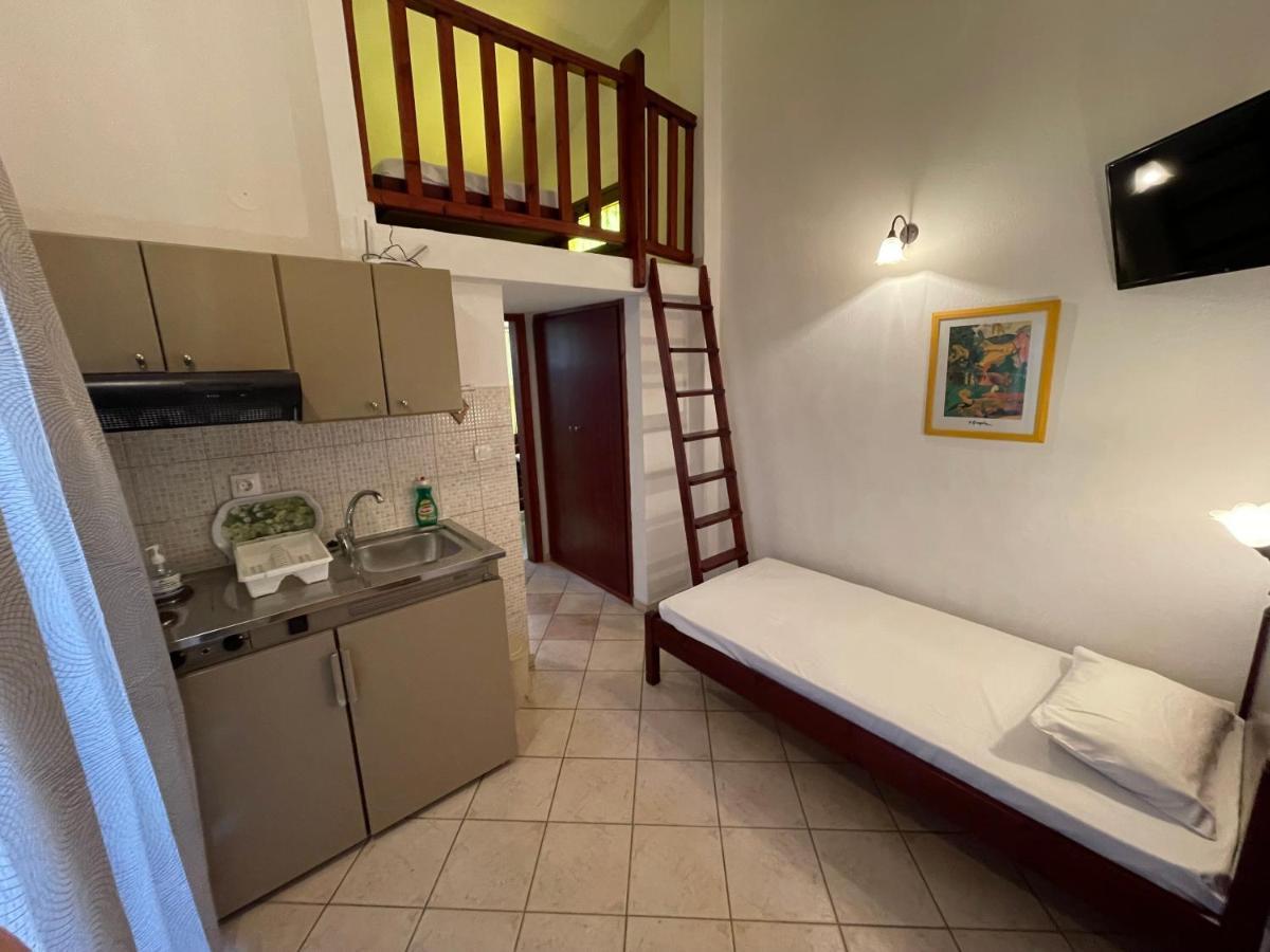 Galazia Akti Seaside Apartments Nikiti  Exteriér fotografie